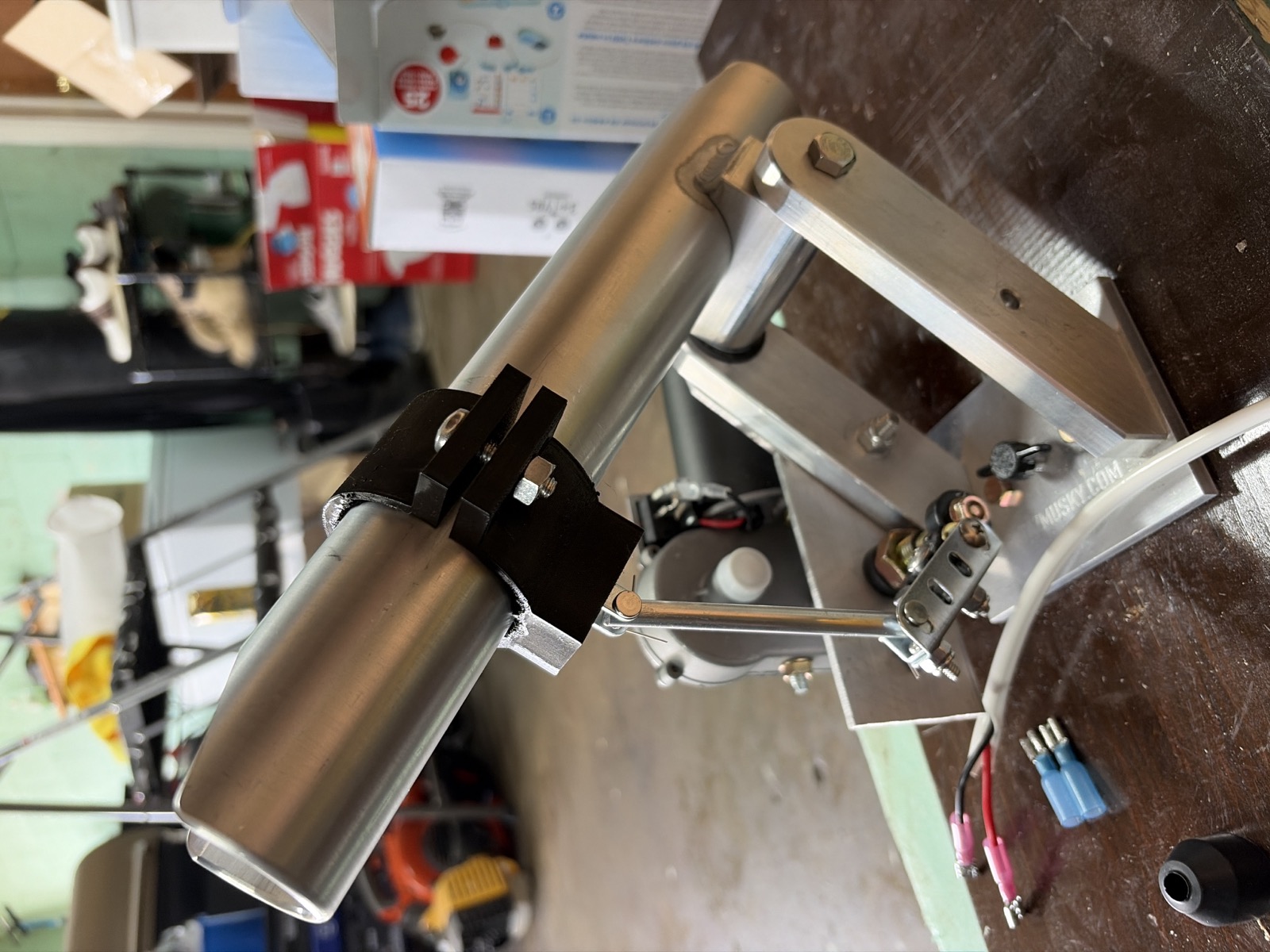 Musky Auto-Jig prototype side view
